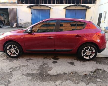 Красный Рено Меган, объемом двигателя 1.5 л и пробегом 202 тыс. км за 7950 $, фото 8 на Automoto.ua