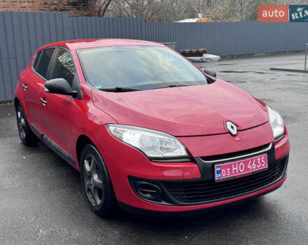 Красный Рено Меган, объемом двигателя 1.6 л и пробегом 188 тыс. км за 6999 $, фото 13 на Automoto.ua