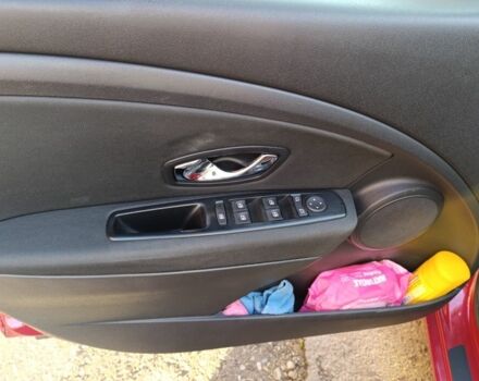 Красный Рено Меган, объемом двигателя 1.5 л и пробегом 202 тыс. км за 7950 $, фото 14 на Automoto.ua