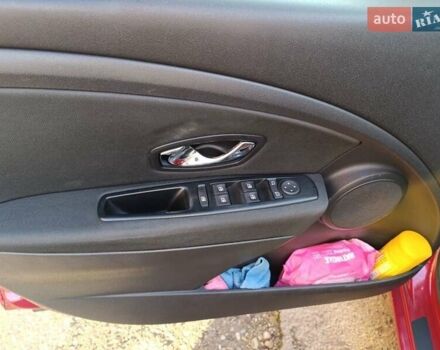 Красный Рено Меган, объемом двигателя 1.5 л и пробегом 202 тыс. км за 7950 $, фото 13 на Automoto.ua