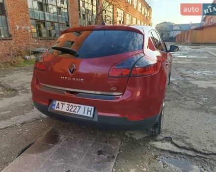 Красный Рено Меган, объемом двигателя 1.5 л и пробегом 202 тыс. км за 7950 $, фото 1 на Automoto.ua