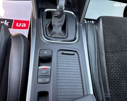 Красный Рено Меган, объемом двигателя 1.2 л и пробегом 78 тыс. км за 15190 $, фото 22 на Automoto.ua