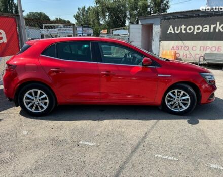 Красный Рено Меган, объемом двигателя 1.2 л и пробегом 78 тыс. км за 15190 $, фото 5 на Automoto.ua