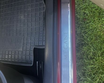 Рено Меган 2003 в Львове на Automoto.ua Красный Рено Меган, объемом двигателя 1.6 л и пробегом 245 тыс. км за 4000 $, фото 9 на Automoto.ua