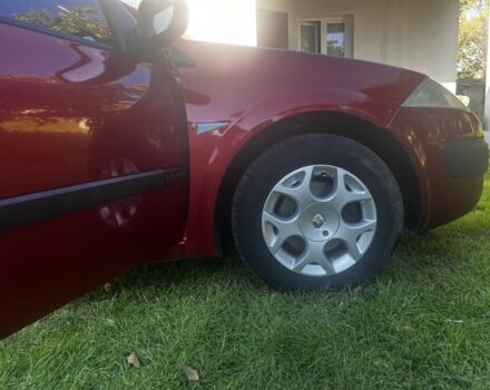 Рено Меган 2003 в Львове на Automoto.ua Красный Рено Меган, объемом двигателя 1.6 л и пробегом 245 тыс. км за 4000 $, фото 4 на Automoto.ua