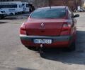 Красный Рено Меган, объемом двигателя 2 л и пробегом 326 тыс. км за 3000 $, фото 3 на Automoto.ua