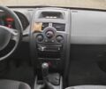 Рено Меган 2005 в Красилове на Automoto.ua Красный Рено Меган, объемом двигателя 1.4 л и пробегом 166 тыс. км за 3300 $, фото 8 на Automoto.ua