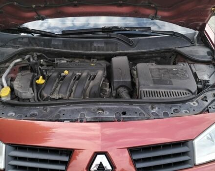 Рено Меган 2005 в Красилове на Automoto.ua Красный Рено Меган, объемом двигателя 1.4 л и пробегом 166 тыс. км за 3300 $, фото 10 на Automoto.ua
