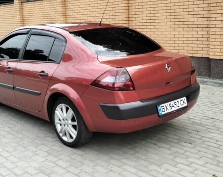 Рено Меган 2005 в Красилове на Automoto.ua Красный Рено Меган, объемом двигателя 1.4 л и пробегом 166 тыс. км за 3300 $, фото 4 на Automoto.ua
