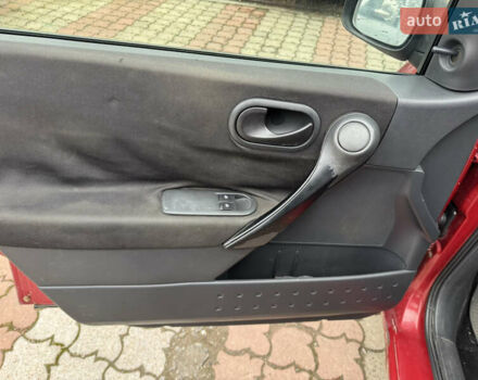 Красный Рено Меган, объемом двигателя 1.39 л и пробегом 183 тыс. км за 3400 $, фото 7 на Automoto.ua