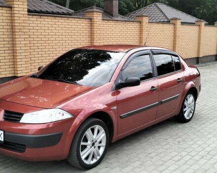 Рено Меган 2005 в Красилове на Automoto.ua Красный Рено Меган, объемом двигателя 1.4 л и пробегом 166 тыс. км за 3300 $, фото 6 на Automoto.ua