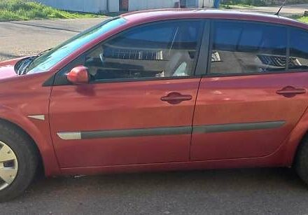 Красный Рено Меган, объемом двигателя 1.4 л и пробегом 222 тыс. км за 4300 $, фото 3 на Automoto.ua