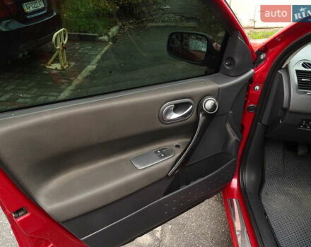 Червоний Рено Меган, об'ємом двигуна 1.39 л та пробігом 310 тис. км за 3750 $, фото 12 на Automoto.ua