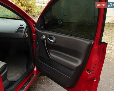 Червоний Рено Меган, об'ємом двигуна 1.39 л та пробігом 310 тис. км за 3750 $, фото 7 на Automoto.ua