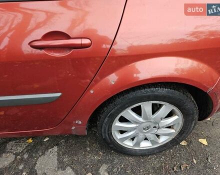 Красный Рено Меган, объемом двигателя 1.6 л и пробегом 286 тыс. км за 4000 $, фото 9 на Automoto.ua