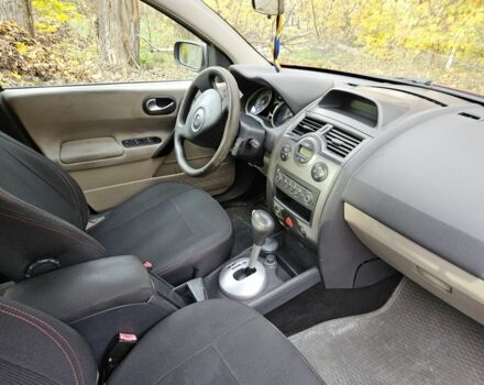 Червоний Рено Меган, об'ємом двигуна 1.6 л та пробігом 286 тис. км за 4000 $, фото 5 на Automoto.ua