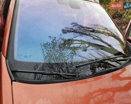 Красный Рено Меган, объемом двигателя 1.6 л и пробегом 286 тыс. км за 4000 $, фото 13 на Automoto.ua