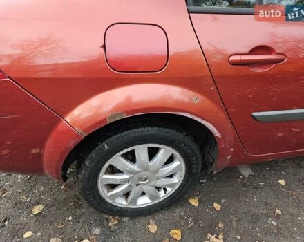 Красный Рено Меган, объемом двигателя 1.6 л и пробегом 286 тыс. км за 4000 $, фото 11 на Automoto.ua