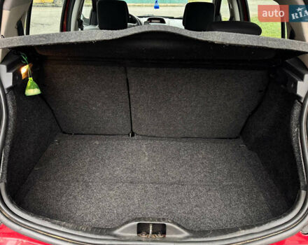 Червоний Рено Меган, об'ємом двигуна 1.6 л та пробігом 234 тис. км за 5200 $, фото 11 на Automoto.ua