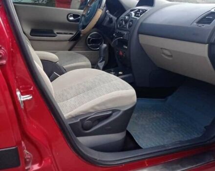 Красный Рено Меган, объемом двигателя 1.6 л и пробегом 240 тыс. км за 5200 $, фото 8 на Automoto.ua