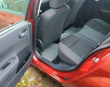 Красный Рено Меган, объемом двигателя 1.6 л и пробегом 160 тыс. км за 5700 $, фото 6 на Automoto.ua