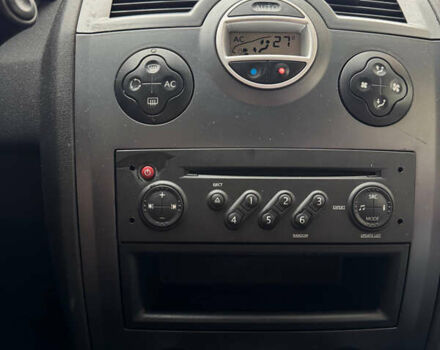 Червоний Рено Меган, об'ємом двигуна 1.6 л та пробігом 234 тис. км за 5200 $, фото 5 на Automoto.ua