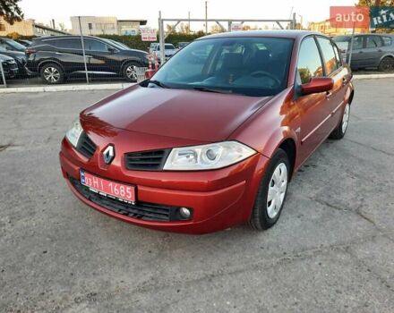 Красный Рено Меган, объемом двигателя 1.6 л и пробегом 167 тыс. км за 5900 $, фото 4 на Automoto.ua
