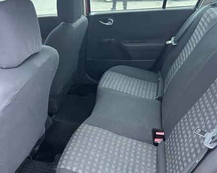 Червоний Рено Меган, об'ємом двигуна 1.39 л та пробігом 230 тис. км за 4300 $, фото 10 на Automoto.ua