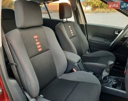 Красный Рено Меган, объемом двигателя 1.6 л и пробегом 167 тыс. км за 5900 $, фото 106 на Automoto.ua