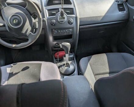 Червоний Рено Меган, об'ємом двигуна 1.6 л та пробігом 191 тис. км за 4700 $, фото 11 на Automoto.ua