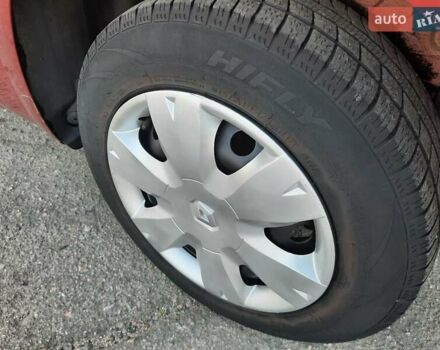 Красный Рено Меган, объемом двигателя 1.6 л и пробегом 167 тыс. км за 5900 $, фото 65 на Automoto.ua