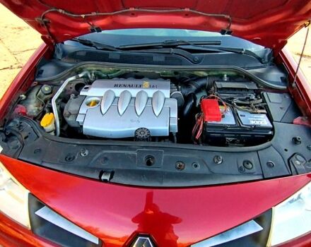 Красный Рено Меган, объемом двигателя 1.6 л и пробегом 189 тыс. км за 5800 $, фото 10 на Automoto.ua
