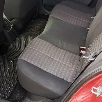 Червоний Рено Меган, об'ємом двигуна 1.39 л та пробігом 238 тис. км за 3500 $, фото 4 на Automoto.ua