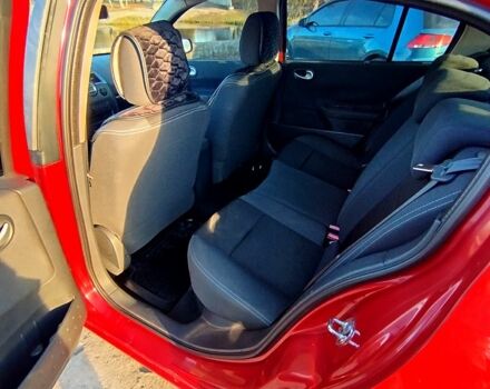 Красный Рено Меган, объемом двигателя 1.6 л и пробегом 189 тыс. км за 5800 $, фото 5 на Automoto.ua