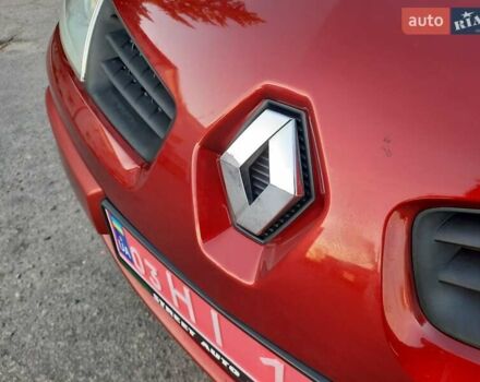 Красный Рено Меган, объемом двигателя 1.6 л и пробегом 167 тыс. км за 5900 $, фото 23 на Automoto.ua