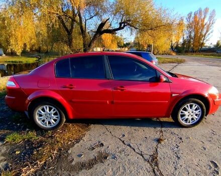 Красный Рено Меган, объемом двигателя 1.6 л и пробегом 189 тыс. км за 5800 $, фото 2 на Automoto.ua