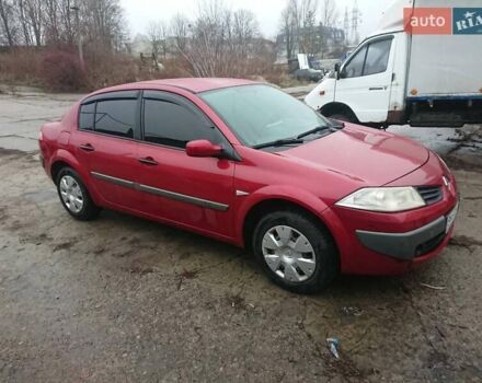 Рено Меган 2008 в Сумах на Automoto.ua Красный Рено Меган, объемом двигателя 1.4 л и пробегом 250 тыс. км за 4000 $, фото 5 на Automoto.ua