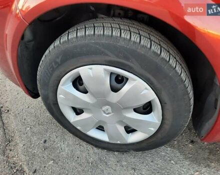 Красный Рено Меган, объемом двигателя 1.6 л и пробегом 167 тыс. км за 5900 $, фото 30 на Automoto.ua