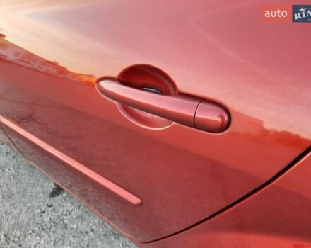 Красный Рено Меган, объемом двигателя 1.6 л и пробегом 167 тыс. км за 5900 $, фото 63 на Automoto.ua