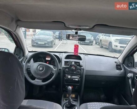 Червоний Рено Меган, об'ємом двигуна 1.39 л та пробігом 230 тис. км за 4300 $, фото 9 на Automoto.ua