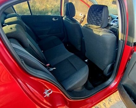Красный Рено Меган, объемом двигателя 1.6 л и пробегом 189 тыс. км за 5800 $, фото 6 на Automoto.ua