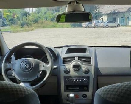 Червоний Рено Меган, об'ємом двигуна 2 л та пробігом 285 тис. км за 4900 $, фото 4 на Automoto.ua