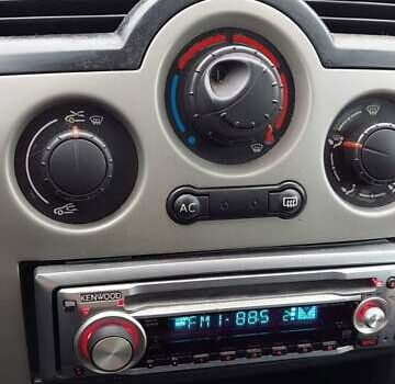 Червоний Рено Меган, об'ємом двигуна 1.4 л та пробігом 135 тис. км за 4900 $, фото 23 на Automoto.ua