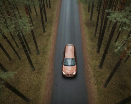 Красный Рено Меган, объемом двигателя 1.5 л и пробегом 312 тыс. км за 4950 $, фото 6 на Automoto.ua