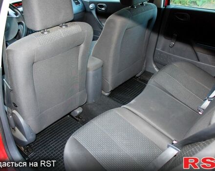 Красный Рено Меган, объемом двигателя 1.6 л и пробегом 254 тыс. км за 5100 $, фото 11 на Automoto.ua