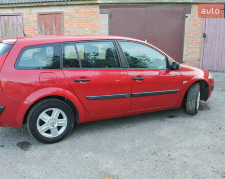 Красный Рено Меган, объемом двигателя 1.6 л и пробегом 254 тыс. км за 5200 $, фото 1 на Automoto.ua