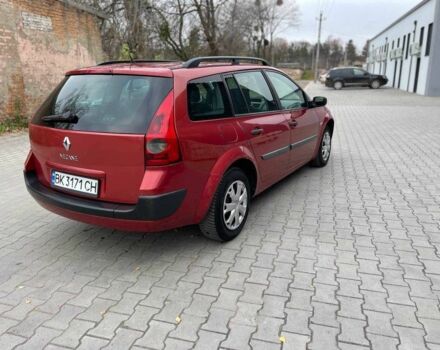 Красный Рено Меган, объемом двигателя 1.6 л и пробегом 249 тыс. км за 3699 $, фото 4 на Automoto.ua