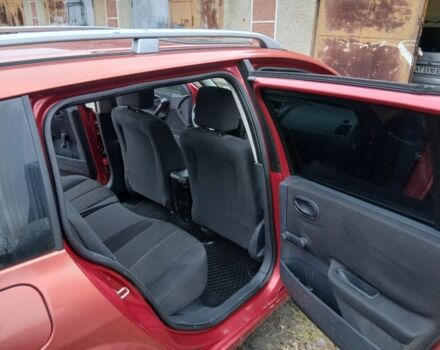 Красный Рено Меган, объемом двигателя 1.5 л и пробегом 312 тыс. км за 4050 $, фото 10 на Automoto.ua