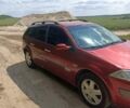 Красный Рено Меган, объемом двигателя 1.6 л и пробегом 250 тыс. км за 3800 $, фото 4 на Automoto.ua