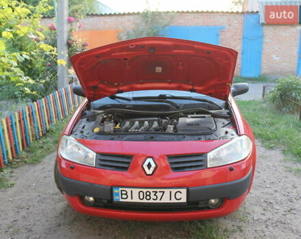 Красный Рено Меган, объемом двигателя 1.6 л и пробегом 254 тыс. км за 5200 $, фото 18 на Automoto.ua